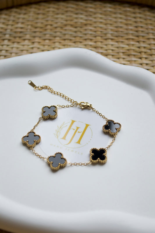 BLACK CLOVER BRACELET